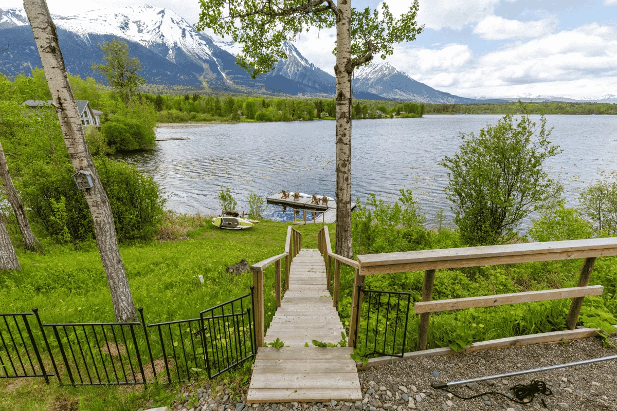 Lake Drop Inn