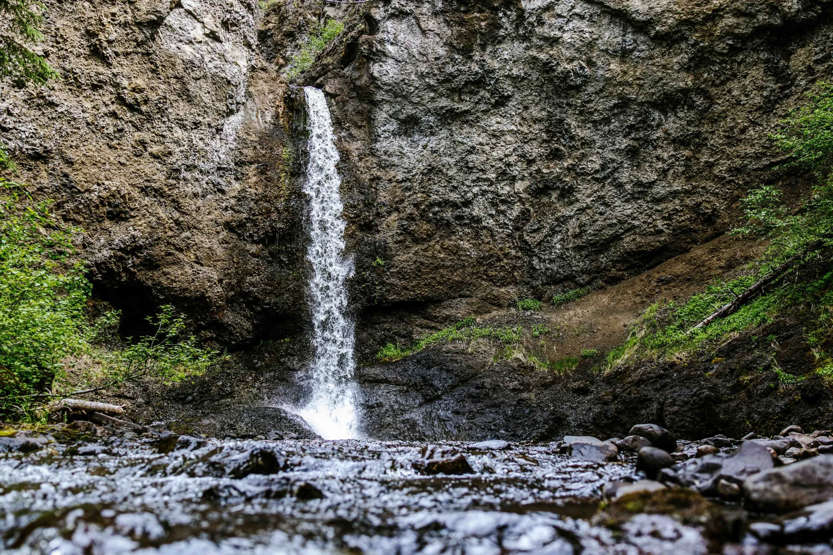 Findlay Falls Trail