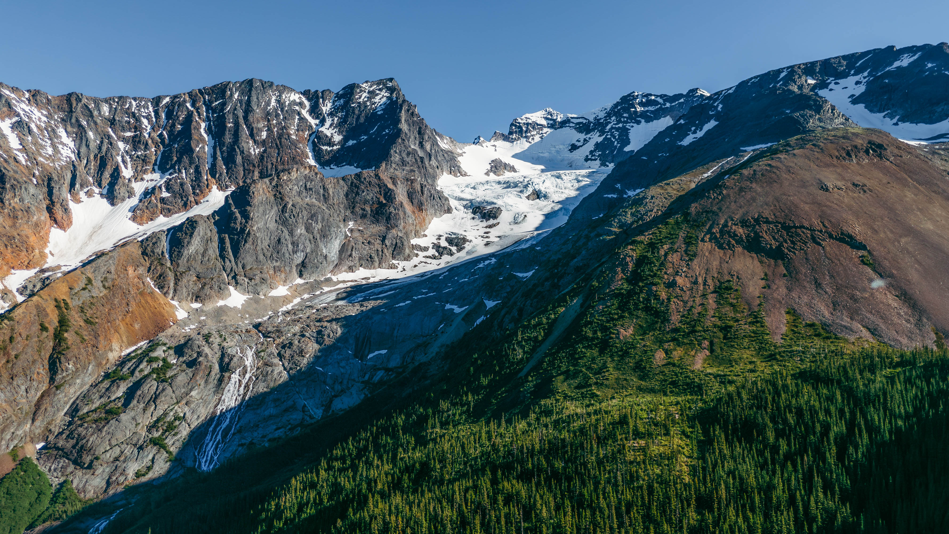 Silvern Lake from Mc Donell FSR